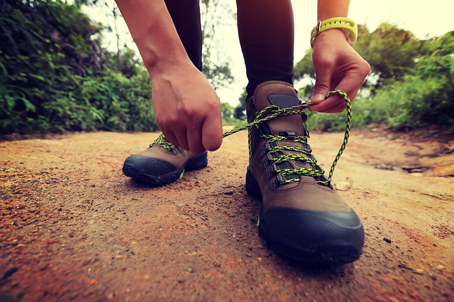 Wie de Nijmeegse Vierdaagse te druk en massaal vindt, kiest voor een alternatieve meerdaagse wandeltocht. Check onze tips.