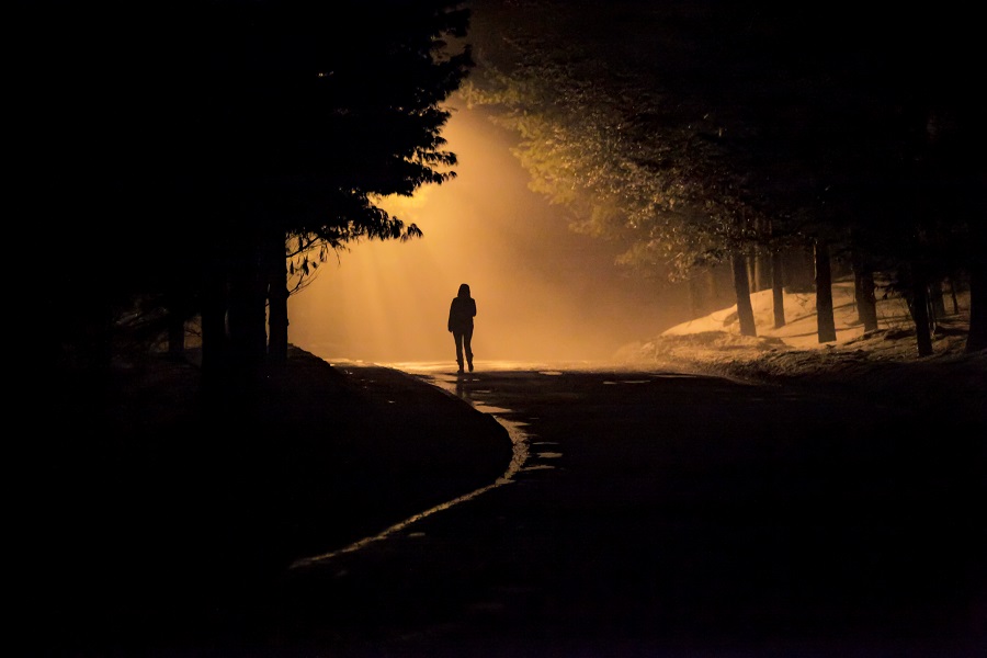 Veilig wandelen in je eentje is erg belangrijk - Toeractief