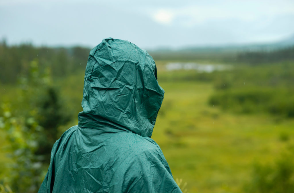 deelnemen welzijn Kolibrie Wandelen in de regen: 5 tips voor wandelen met slecht weer - Toeractief