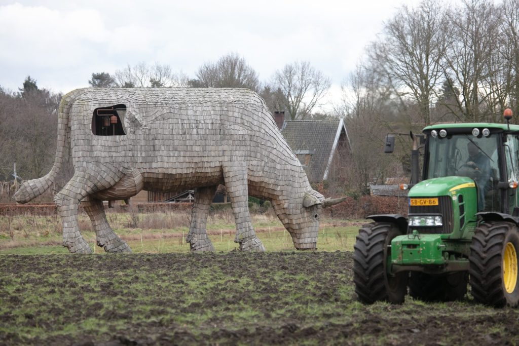 Beeldhouwwerk De Melkfabriek