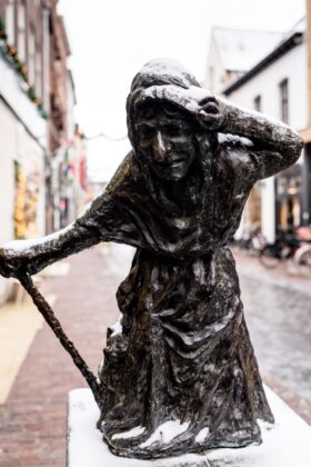 Heksenbeeld Roermond