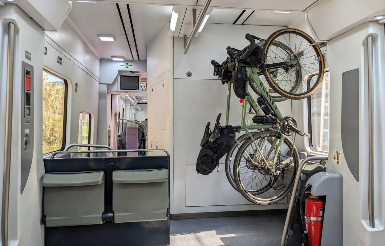 Fietsplaatsen in trein